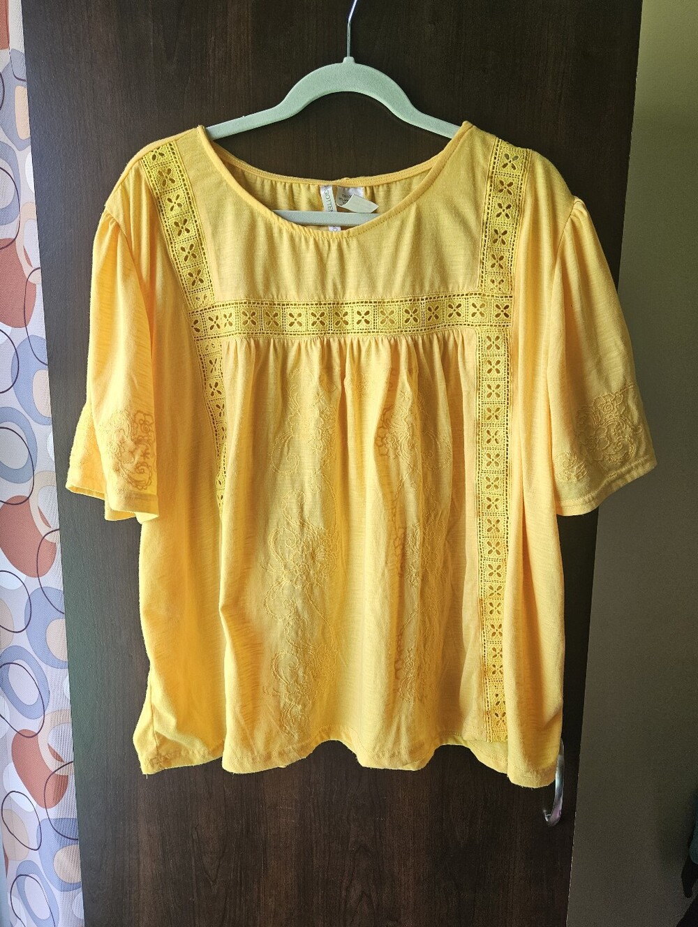 Forgotten Grace Yellow Women's Embroidered Short Sleeve Top Size 3X